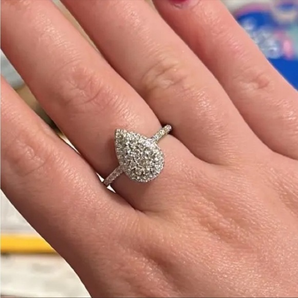 Water Drop Pear Shaped Ring for Sterling Silver Wedding Engagement CZ sparkly - Picture 3 of 10